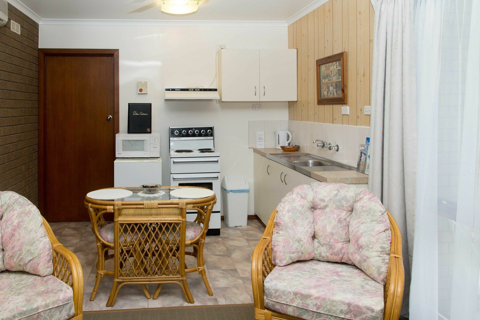 Sandpiper Holiday Apartments Lakes Entrance Dış mekan fotoğraf