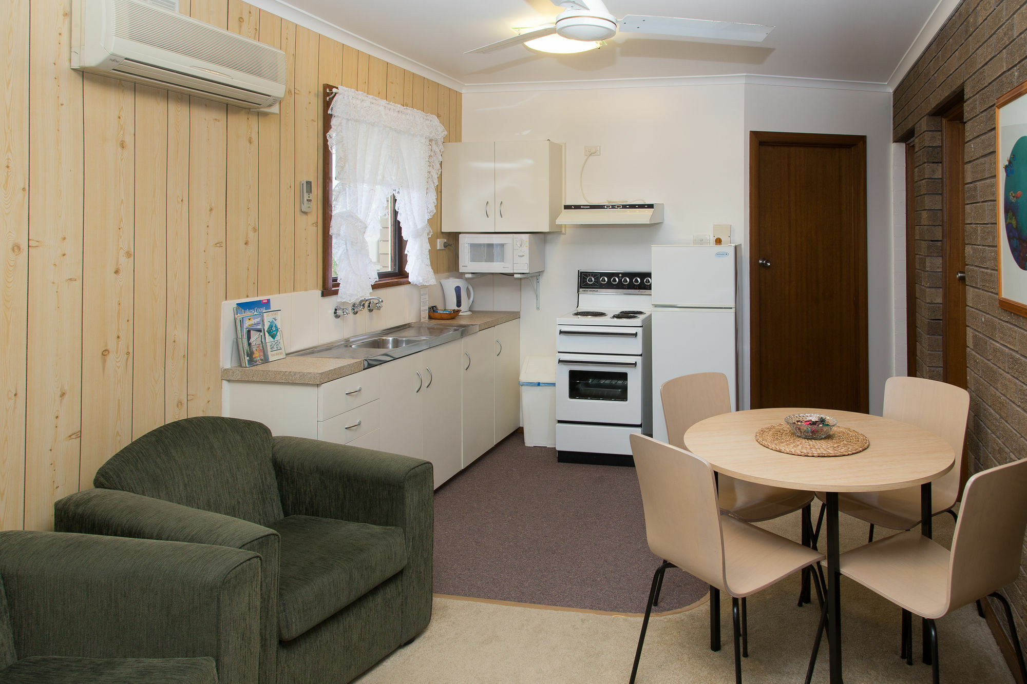 Sandpiper Holiday Apartments Lakes Entrance Dış mekan fotoğraf